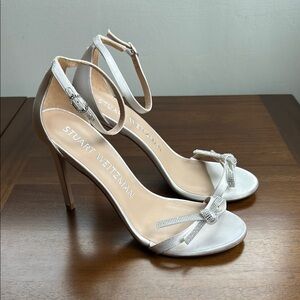 Stuart Weitzman Crystal Bow Satin Bridal Heels Size 8 Ivory Champagne NWOT
